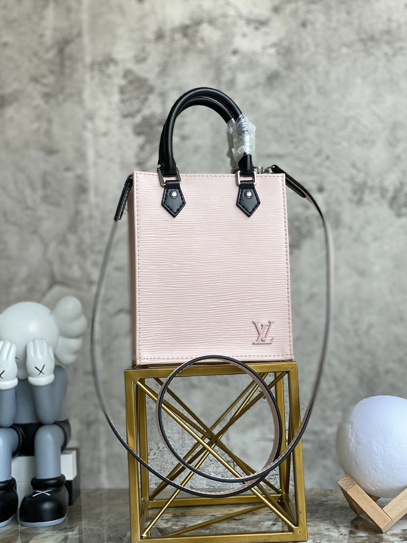 WIS PLAT VUITTON PETIT SAC LOUIS 0825